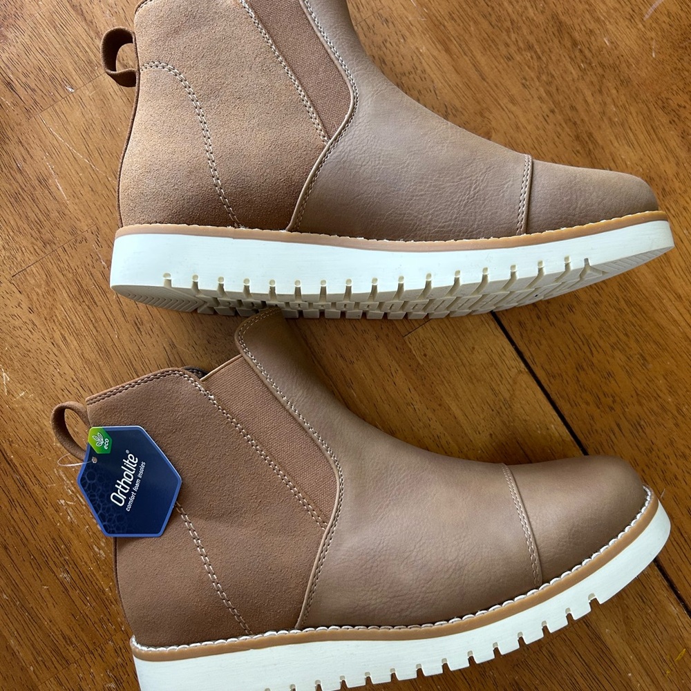 Sonoma Chelsea boots